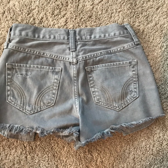 NEW hollister grey shorts - Picture 3 of 5